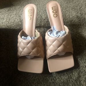 **New** SQUARE TOE QUILTED HEEL MULE - NUDE